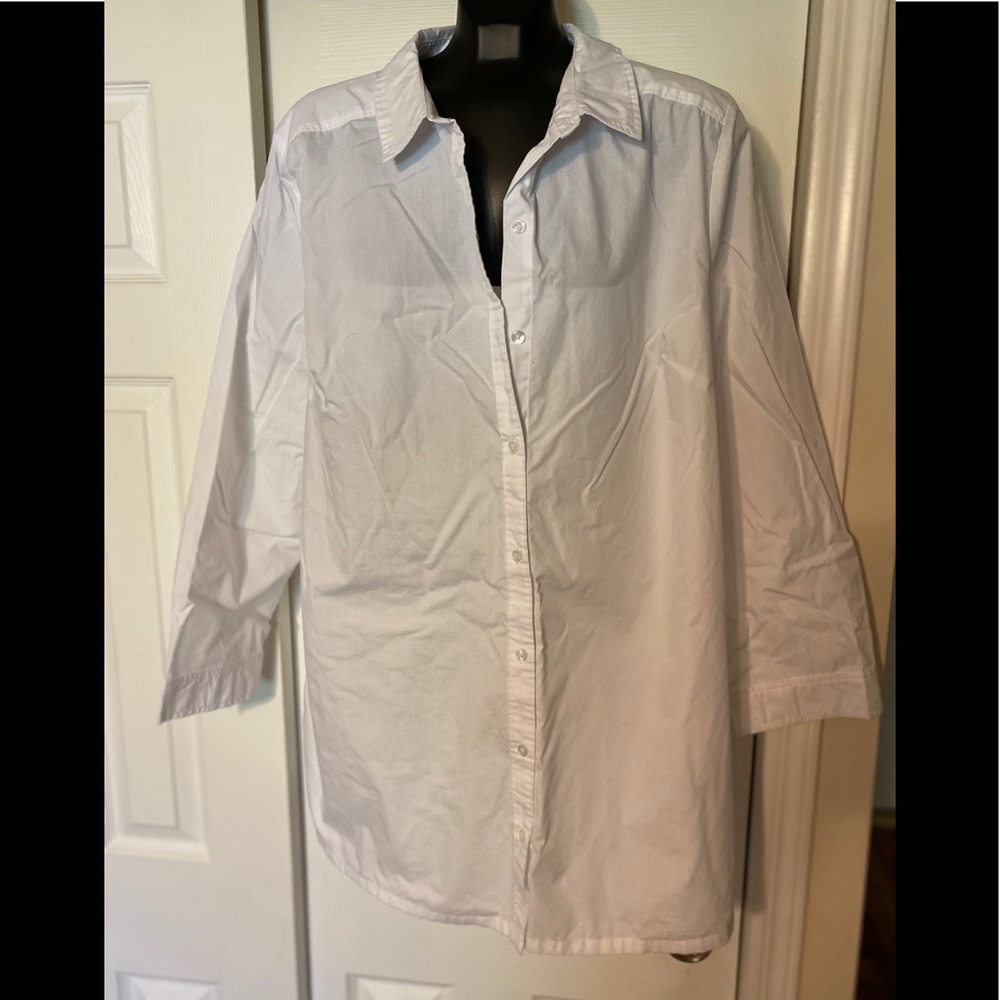 EUC Roaman’s White Button Down Tunic - Size 24W